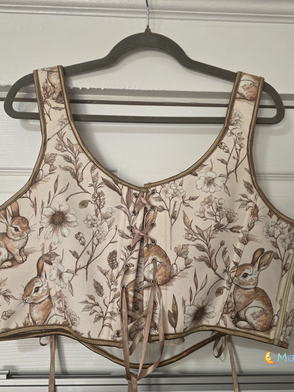 Scarlet Darkness Women's Cream Floral Bunny Corset Top - Picture 6 of 6